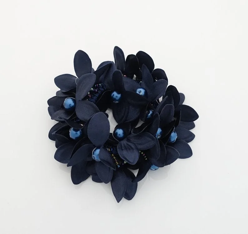 luxurious rhinestone headbands for evening wear-Pearl Centre Flower Scrunchie