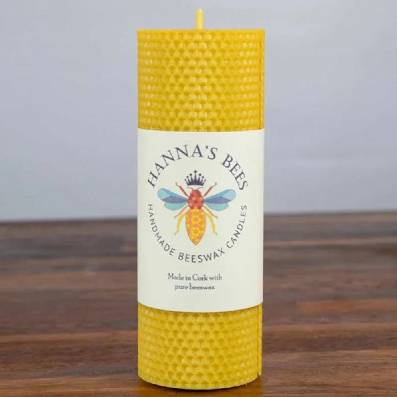 Hanna's Bees Large Beeswax Candle Giftbox